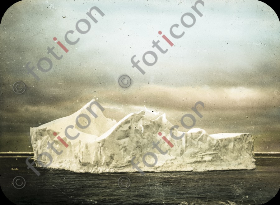 Eisberg | Iceberg - Foto simon-titanic-196-025-fb.jpg | foticon.de - Bilddatenbank für Motive aus Geschichte und Kultur